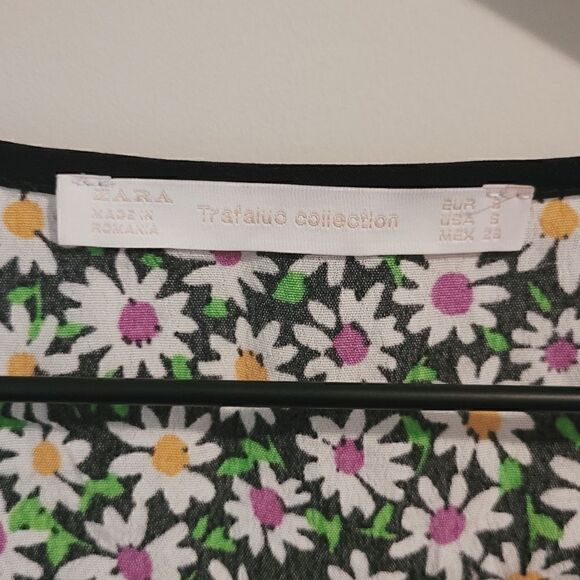 Zara Trafaluc Collection Daisy Printed Faux Wrap Blouse Size Small - Picture 4 of 6